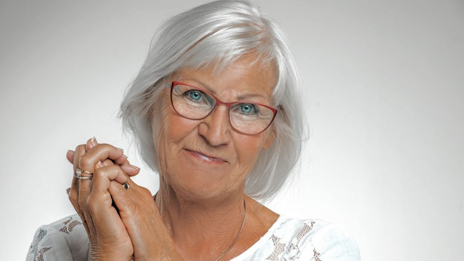 natural gray hair